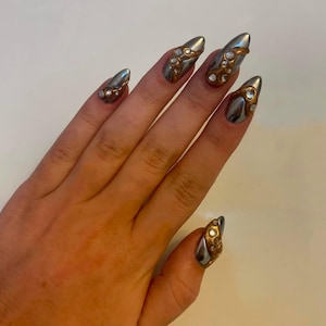 Luxury Handsculpted Mixed Metal Chrome Press On Nail Set