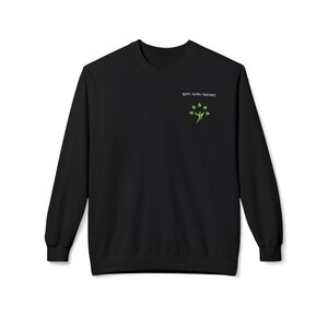 Ímã Love AURA - Moletom unissex de gola redonda em fleece macio e de peso médio - 80% algodão penteado, 20% poliéster, modelagem relaxada imagem 3