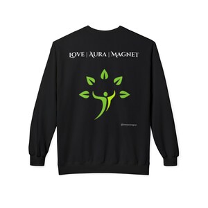 Sudadera unisex de cuello redondo de felpa suave de peso medio - 80 % algodón hilado en anillo, 20 % poliéster. Corte relajado con diseño de hombros caídos. imagen 3