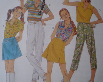 Pattern - McCalls  8795 - Girls Top, Skirt, and Pants - size 7, 8, 10 - for Summer - for Back to School