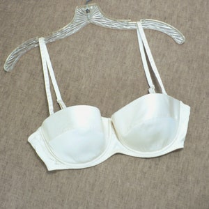 Auden Women's Lightly Lined Strapless Bra White 36B White Auden Bra 36B