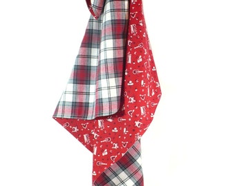 Bandana baby blanket, Western Blanket, Red Bandana, Tartan flannel, throw, reversible, baby gift, bandana blanket