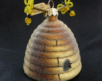 Beehive ornament with Bees, Glass ornament, Czech Republic, Gold, Honey Bees, Dept. 56