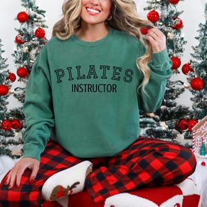 Pilates Instructor Sweatshirt, Vintage Pilates Sweater Pilates Instructor Crewneck, Pilates Women Shirt, Pilates Lover Gift for Girlfriend
