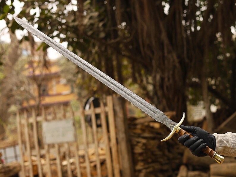 Viking Sword, Damascus Sword, Handmade Medieval Sword,  Roman Sword, Custom Sword with Leather Sheath, Groomsmen Gift, Wedding gift, Long Sword, Master Sword, Buster Sword, Costume Weapon, Wooden Sword, Knight Sword, Custom Sword, Sword Viking
