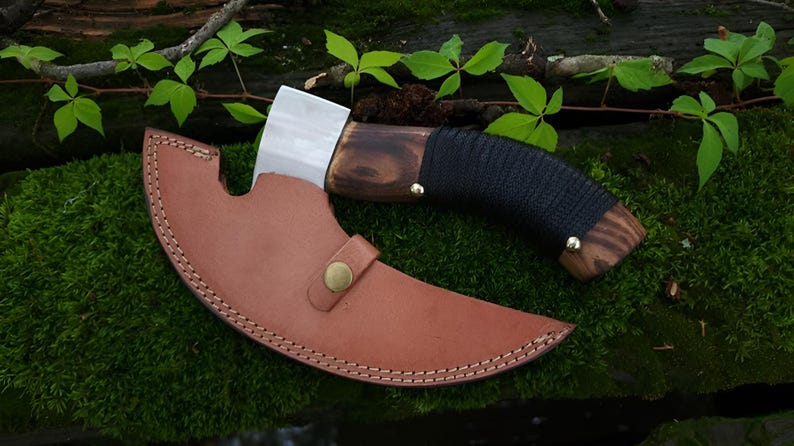 Pizza Axe, Viking Axe, Pizza Cutter, Handmade Viking Style Axe, Kitchen Axe, Birthday Gift for Him, Anniversary Gift for Men, Viking Gifts, Rustic Pizza Cutter, Carbon Steel Axe, Ash Wood Handle Axe, Unique Pizza Cutter, Custom Viking Axe,