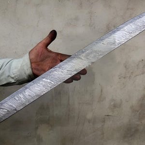 Viking Sword, Hand Forged Sword, Damascus Sword, Long Sword, Sword Real, Sword Handmade, Fantasy Sword, Sword, Wedding Gift, Groomsmen Gift, Larp Sword, Master Sword, Real Sword
Medieval Sword, Celtic Sword, Sword Blade,Handmdae Sword,Cosplay Sword