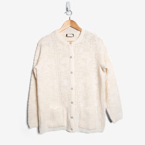 Vintage Women&#39;s Cream Crewneck Acrylic Knit Sweater Cardigan