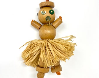 Vintage Hula Girl Pin 1940s Women's Brooch Wooden Beads RARE!