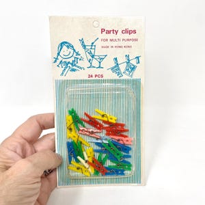Vintage Party Clips, Clothespin Hangers, Plastic Clothes Pins, NOS New Old Stock