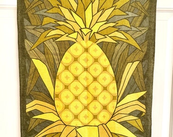 Vintage Tea Towel, HUGE Pineapple, Old Bleach Design Pure Linen