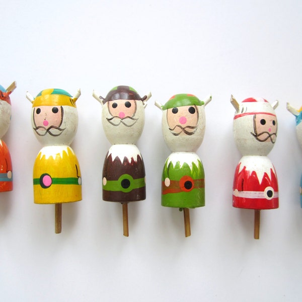 6 Vintage Vikings Birthday Cake Candle Holders