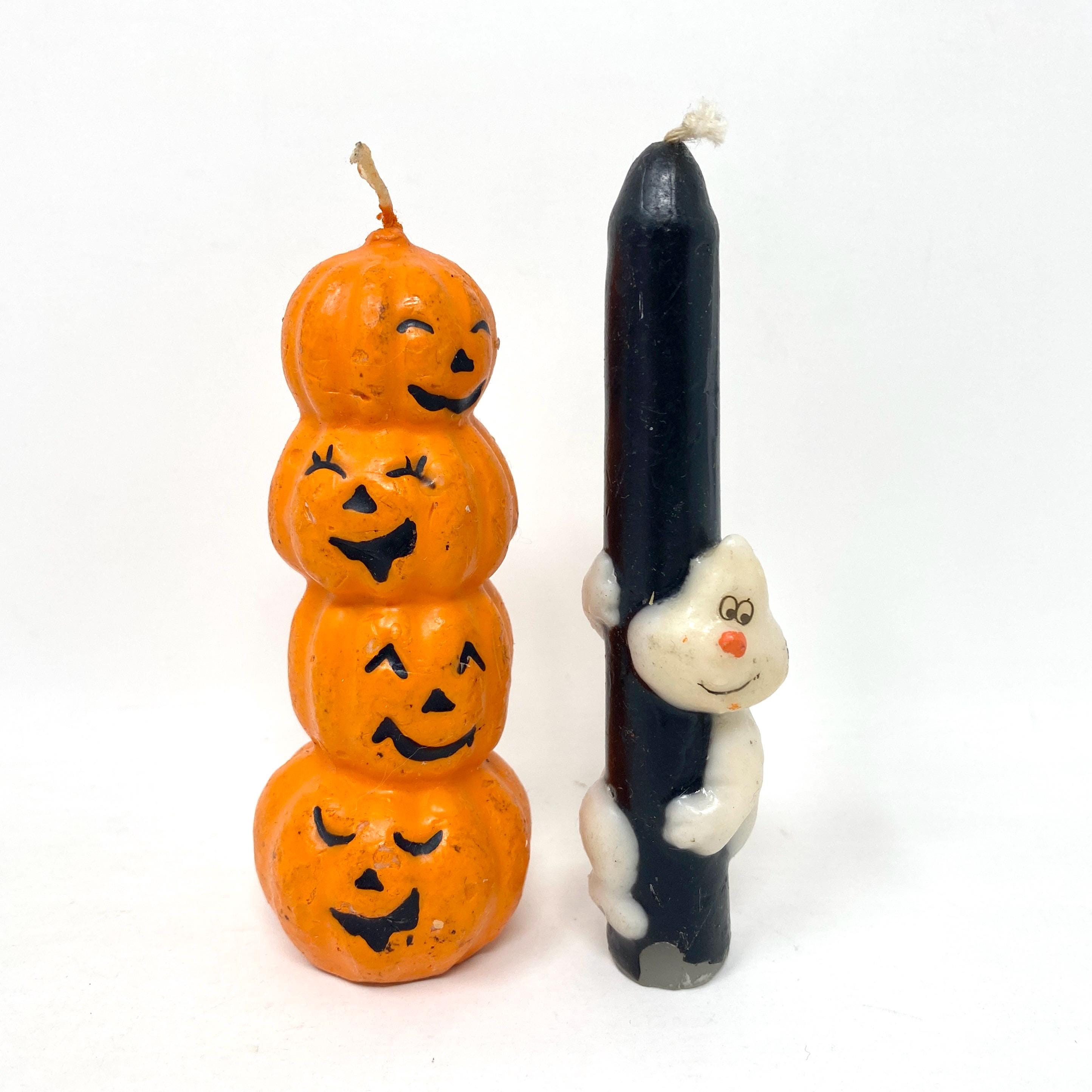 ヴィンテージハロウィンキャンドル、オレンジ色の積み重ねられた