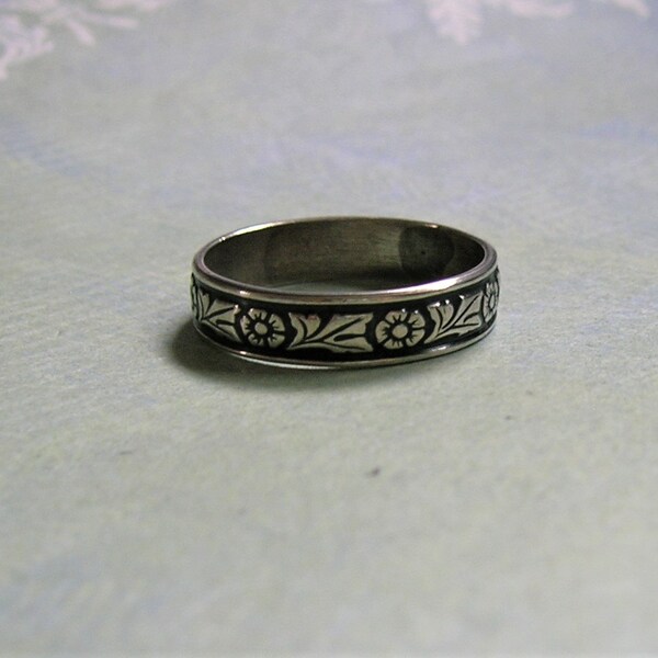 Very Large Vintage Sterling Silver Flower Ring - Size 12 1/2, Sterling Eternity Band Flower Ring, Sterling Flower Band (#3521)