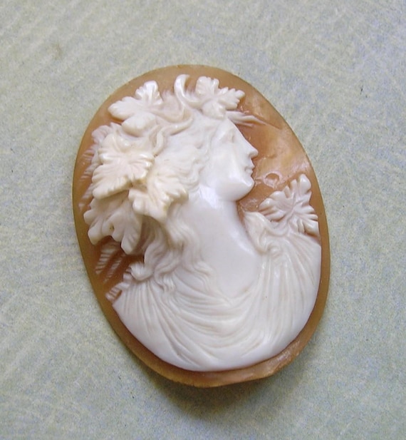 Antique Cameo Woman Without Frame, Beautiful Cameo Woman for Repurpose, Loose Cameo for Jewelry Making (#4863)
