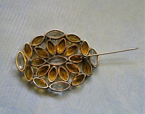 Vintage Czech Glass Brooch Pin, Old Czech Brooch, Vintage Czech Pin (4006) View 3