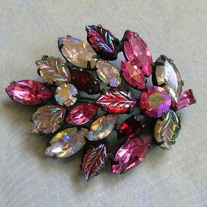 Regency Pink Brooch - Etsy