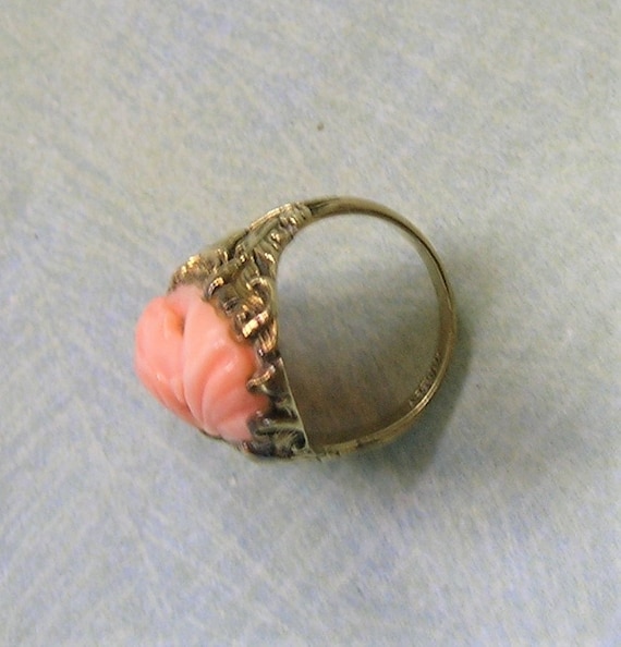 Antique Art Nouveau 14K Gold and Coral Cameo Ring… - image 4