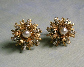 Vintage Miriam Haskell Faux Pearl Clip-On Earrings, Haskell Earrings, Old Haskell Pearl Earrings, Vintage Haskell Earrings (#4367)