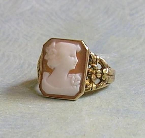 Antique Edwardian 10K Yellow Gold Cameo Ring, 10K Gold Cameo Ring, Old Cameo Ring, Size 5 (#4968)