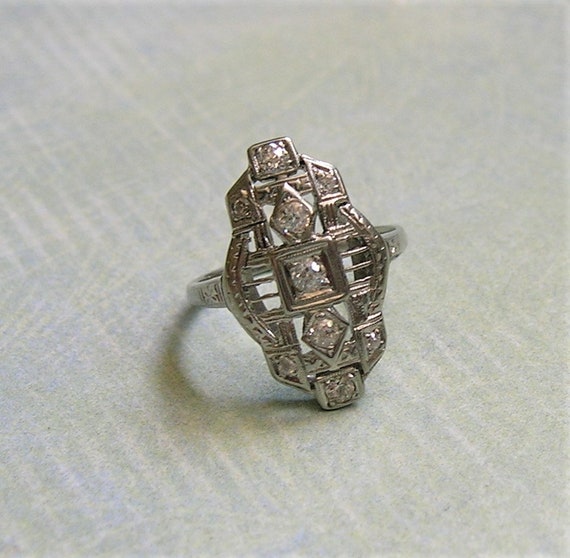 Antique Edwardian 18K White Gold Filigree Diamond