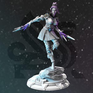 Psychic Female Elf Rogue Knive Assassin 32mm Scale - Soulknife Half-Elf Rogue by DM Stash