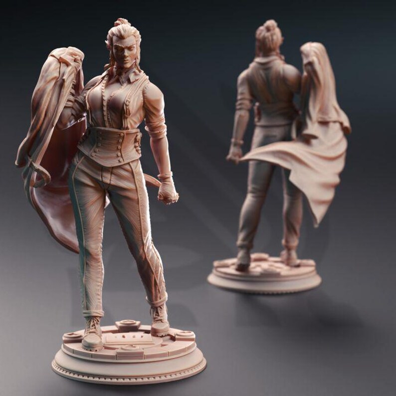 Unarmed Female Vampire Elf Drow 32mm Scale - Ygris Skullsplitter by DM ...