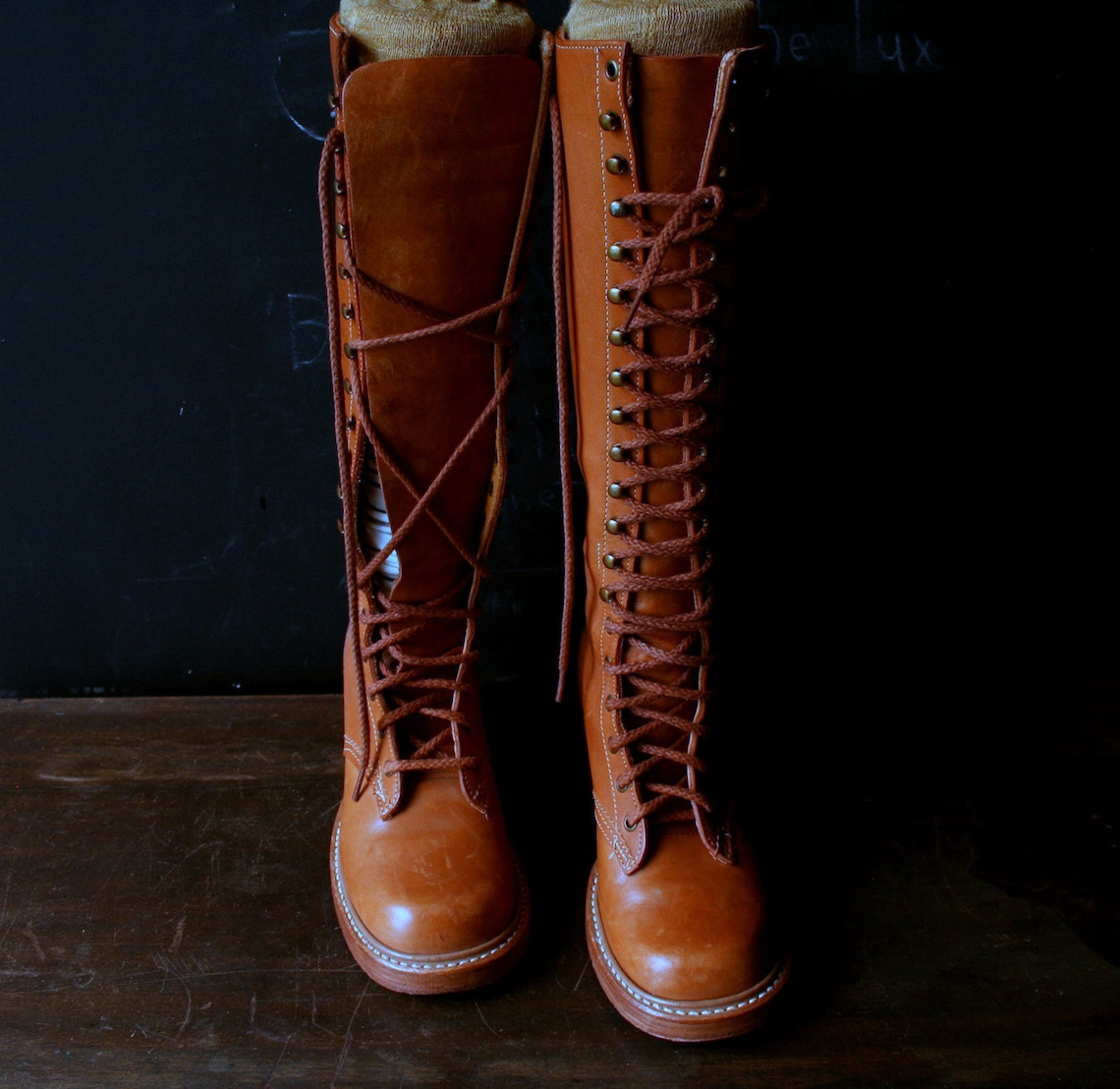 1460 veg tan leather lace up boots