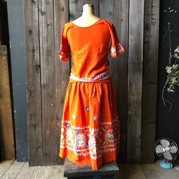 Vintage 70s Embroidered Skirt and Top Orange - image 4