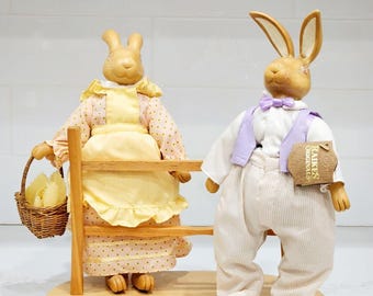 Estatuetas de coelho Robert Raikes Hopkins: madeira esculpida à mão, edição limitada de 1991.