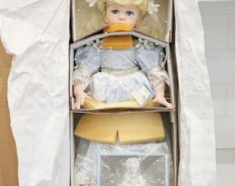 Rare Collectible Porcelain Doll "Cinderella" by Ashton-Drake Galleries!