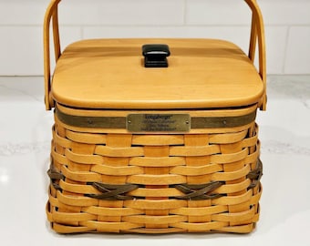 Kolekcja świąteczna Longaberger 2000, edycja „Deck the Halls” – koszyk kompletny