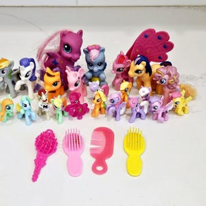 My Little Pony Lot of 23 Figures + 5 Brushes G4 Mini & Full Size Hasbro Set
