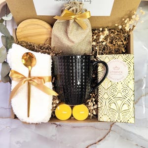 Self care box for her with PREMIUM Artisanal Chocolate, Elegant Self care package for woman, Gift basket for mom, Ready to Gift Box
