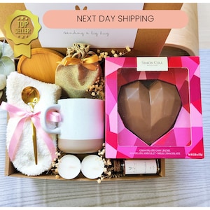 New mom care package with PREMIUM Chocolate Bar & cute ceramic mug, Mothers day basket, Birthday Care Package for her, Hug in a box