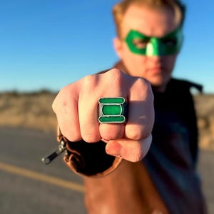 DC Studios &quot;Lanterns&quot; 2026 Hal Jordan Glow in the Dark Ring