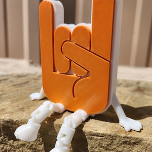 3D Printed Hook ’Em Horns Buddy – Texas Longhorns Desk Decor, UT Fan Gift, Burnt Orange Hand Sign, University of Texas Spirit