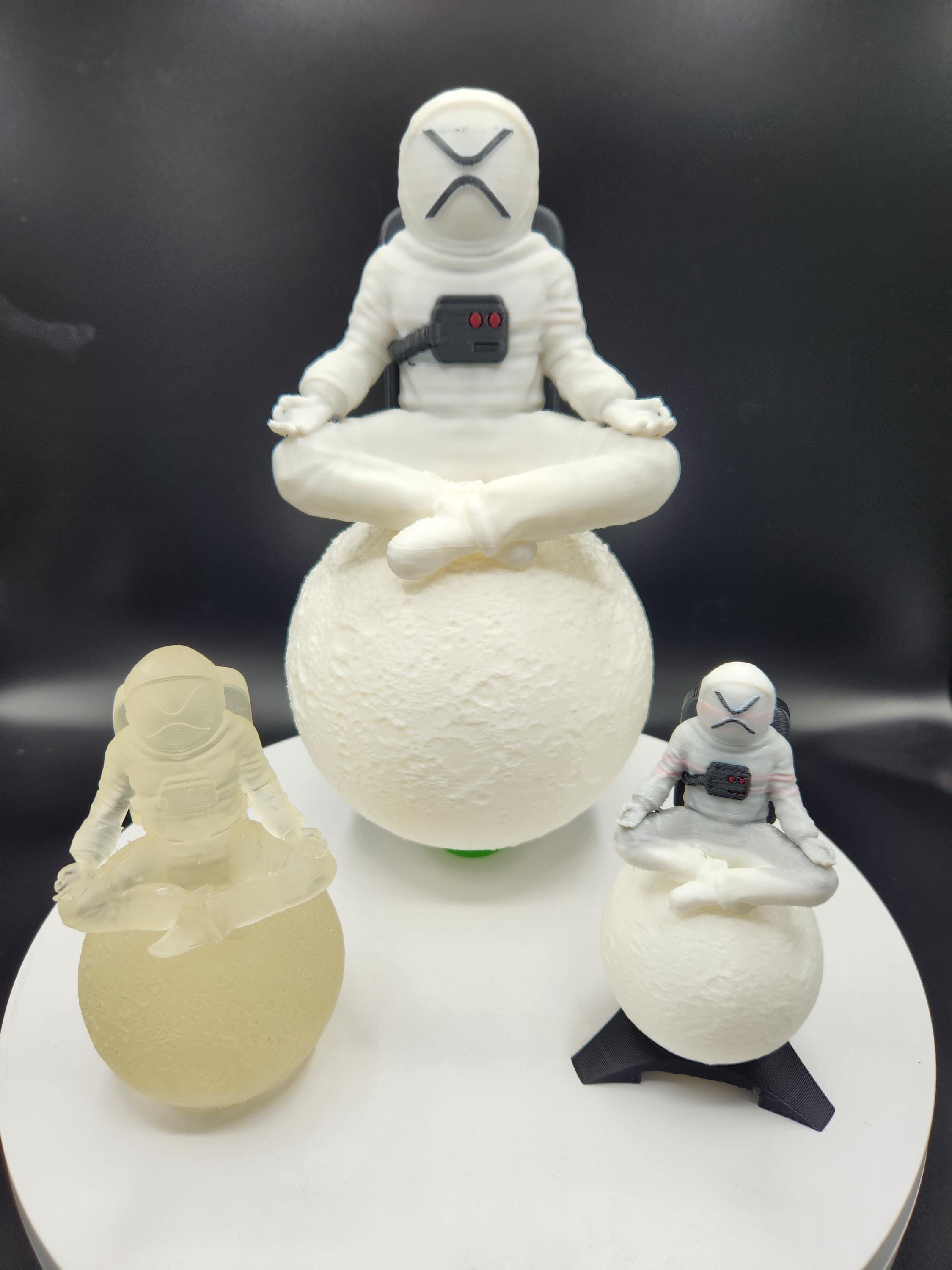 3D Printed XRP Astronaut Meditating on the Moon – Crypto Collector’s Display Piece