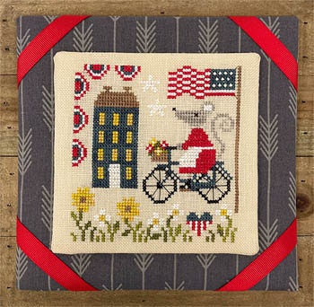 Tiny Modernist-Mouse's 4th Of July Ride