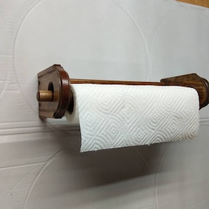 Early American-vertical Mount Wood Paper Towel Holder 