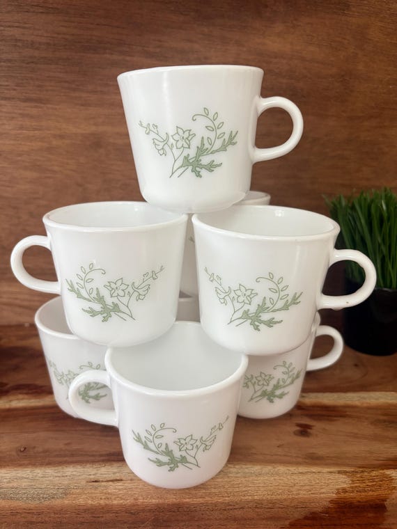 Set of 4 Vintage Corelle White Corning Milk Glass Mugs With Green