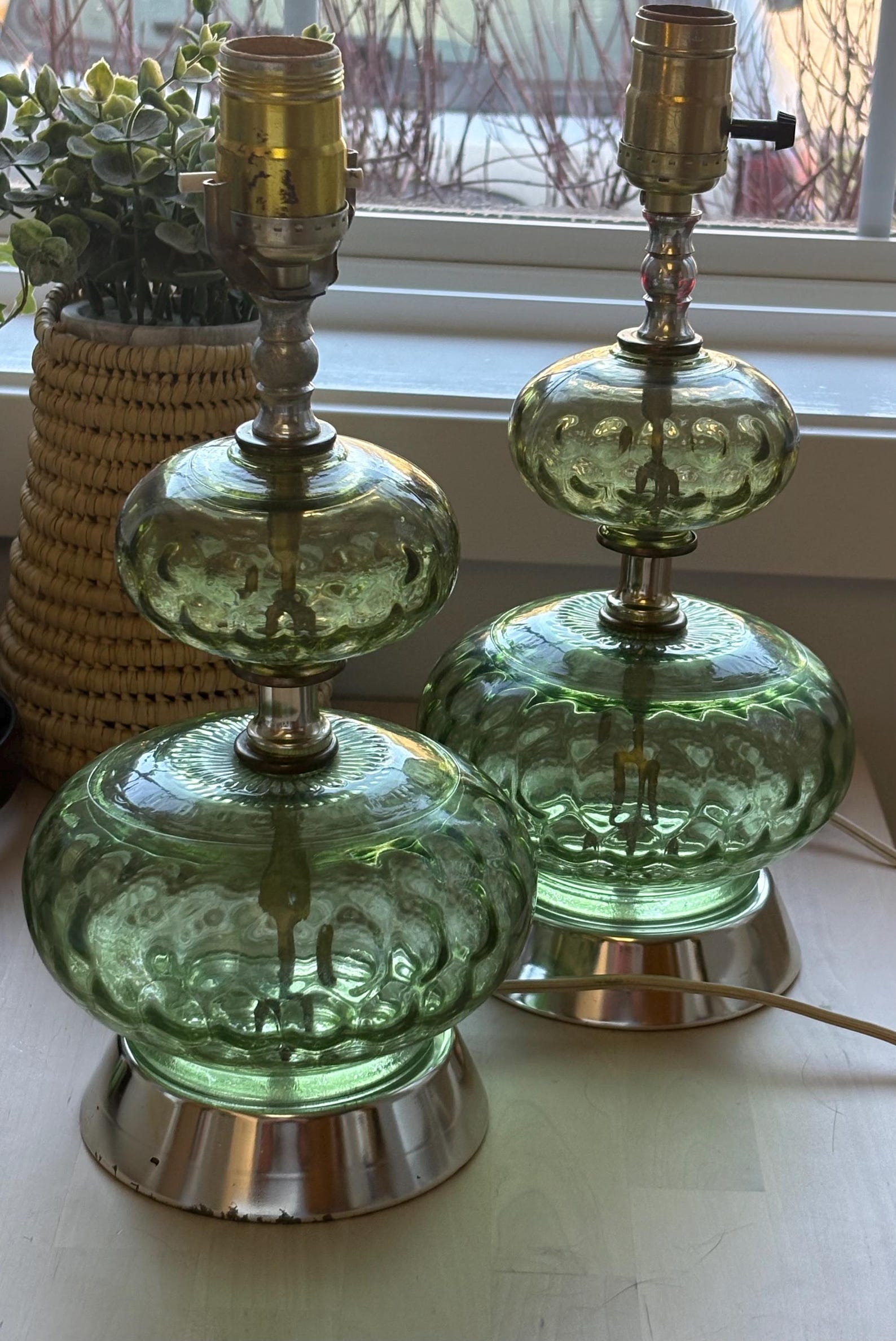 Mid Century Vintage Green Glass Table Lamp