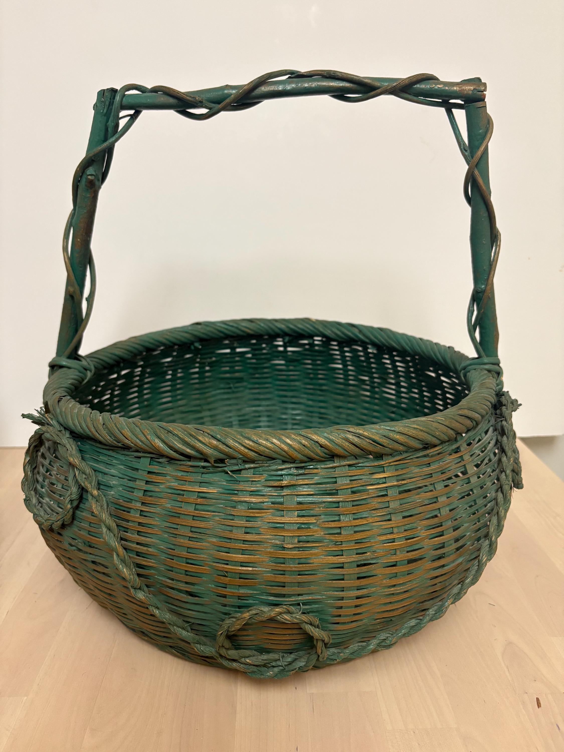 Green Basket - Etsy Canada