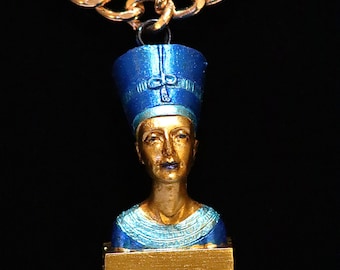 Nefertiti Egyptian golden necklace