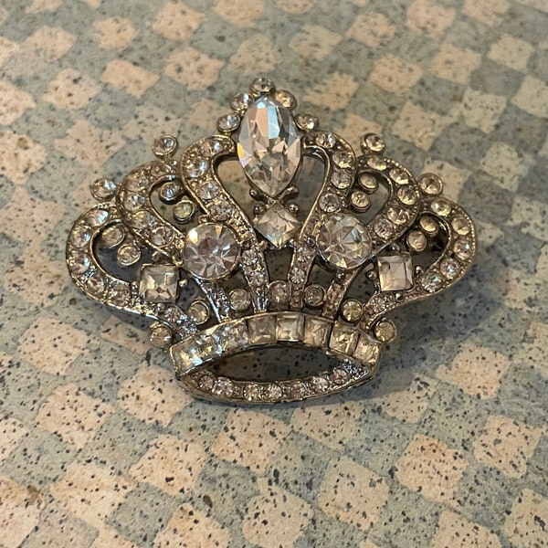 Vintage 1950s Clear Rhinestone Crown Brooch