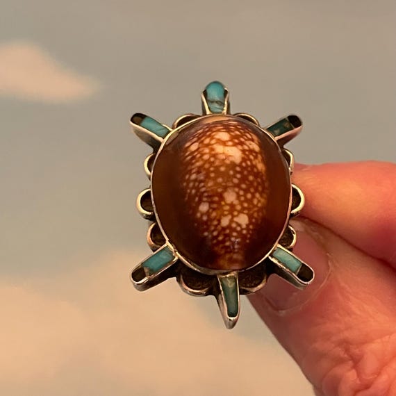 Vintage Zuni Turtle Statement Ring signed Bill & … - image 4