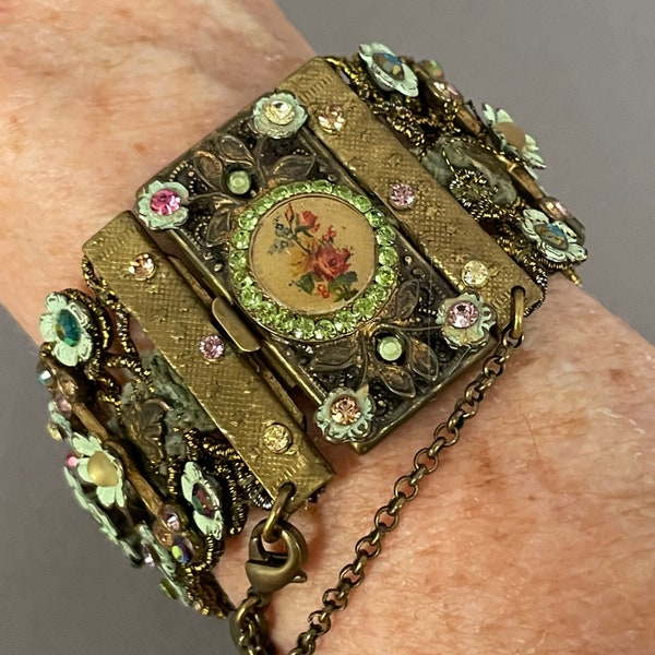 An Amazing Floral Themed Signed Bracelet by Michal Negrin