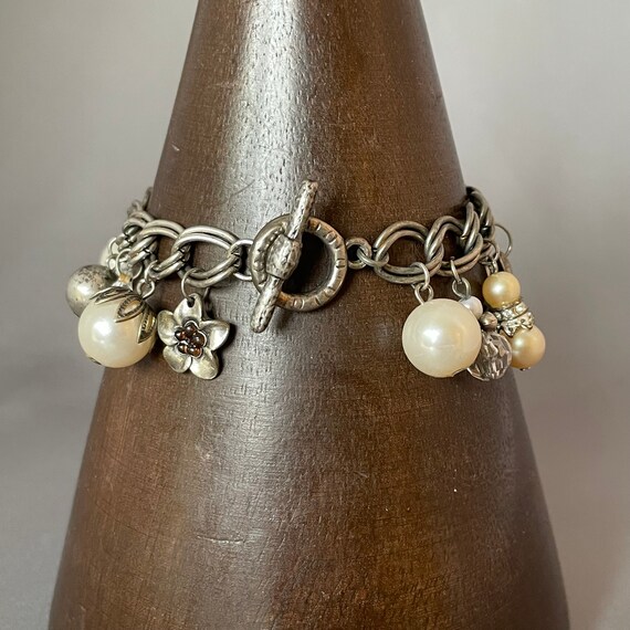 Sweet Charm Bracelet Full of Faux Pearls, Hearts,… - image 3