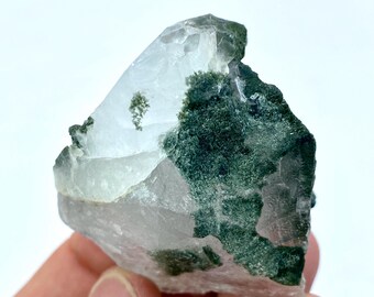 パキスタン産、77グラムのユニークな緑泥石水晶標本 - Etsy 日本
