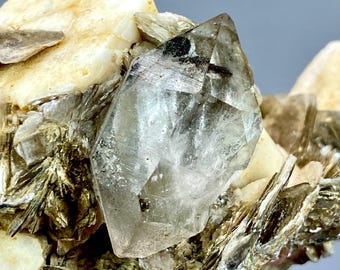 88 Gram Unique Diamond Quartz With Mica & Feldspar Crystal Specimen From Zagi Pakistan
